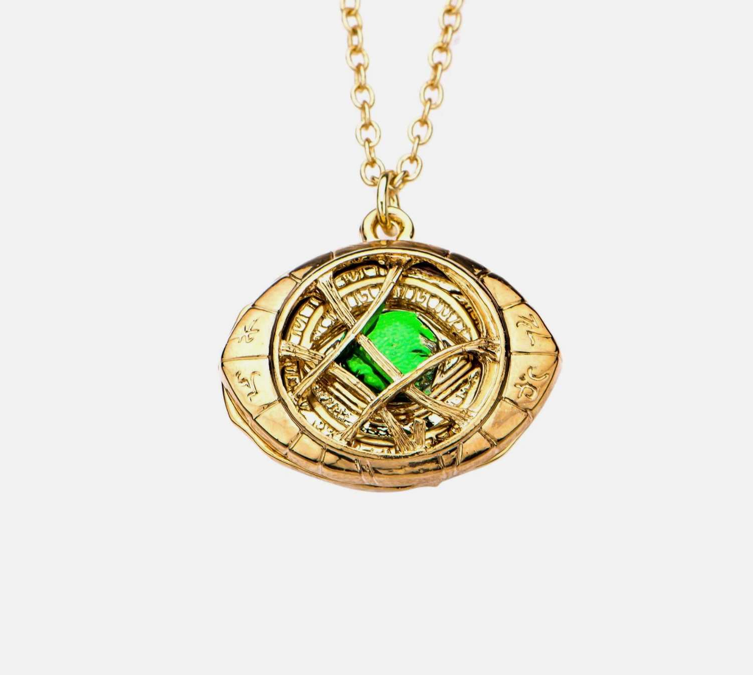Doctor Strange Eye of Agamotto Pendant Necklace